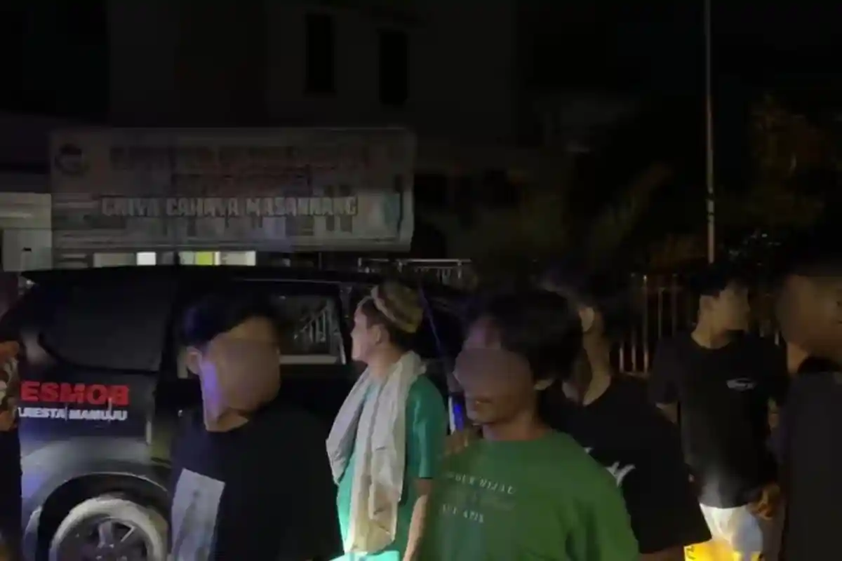 Pria Ngamuk Bawa Parang di Mamuju Ternyata Kejar Perempuan BO, Diduga Salah Rumah