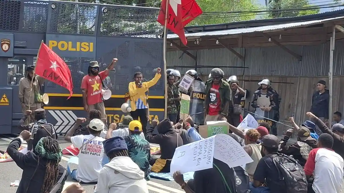 FMPRP Gelar Long March Peringati Hari HAM Sedunia di Manokwari