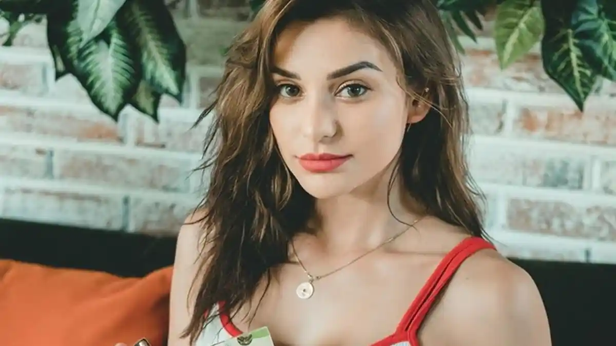 4 'Pabrik Uang' Nora Alexandra Bisa Bertahan Meski Ditinggal Jerinx SID