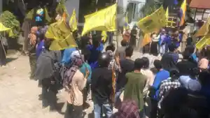 pmii-bima-demo-jagung.jpg