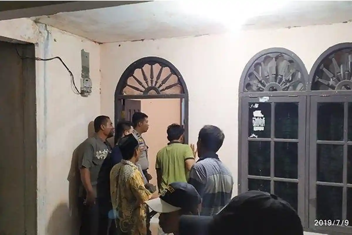 Berawal dari Chatting di Medsos, Istri Polisi Nyaris Diamuk Warga