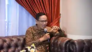 RUPIAH-MELEMAH-Pengamat-Ekonomi-Sumatera-Utara.jpg