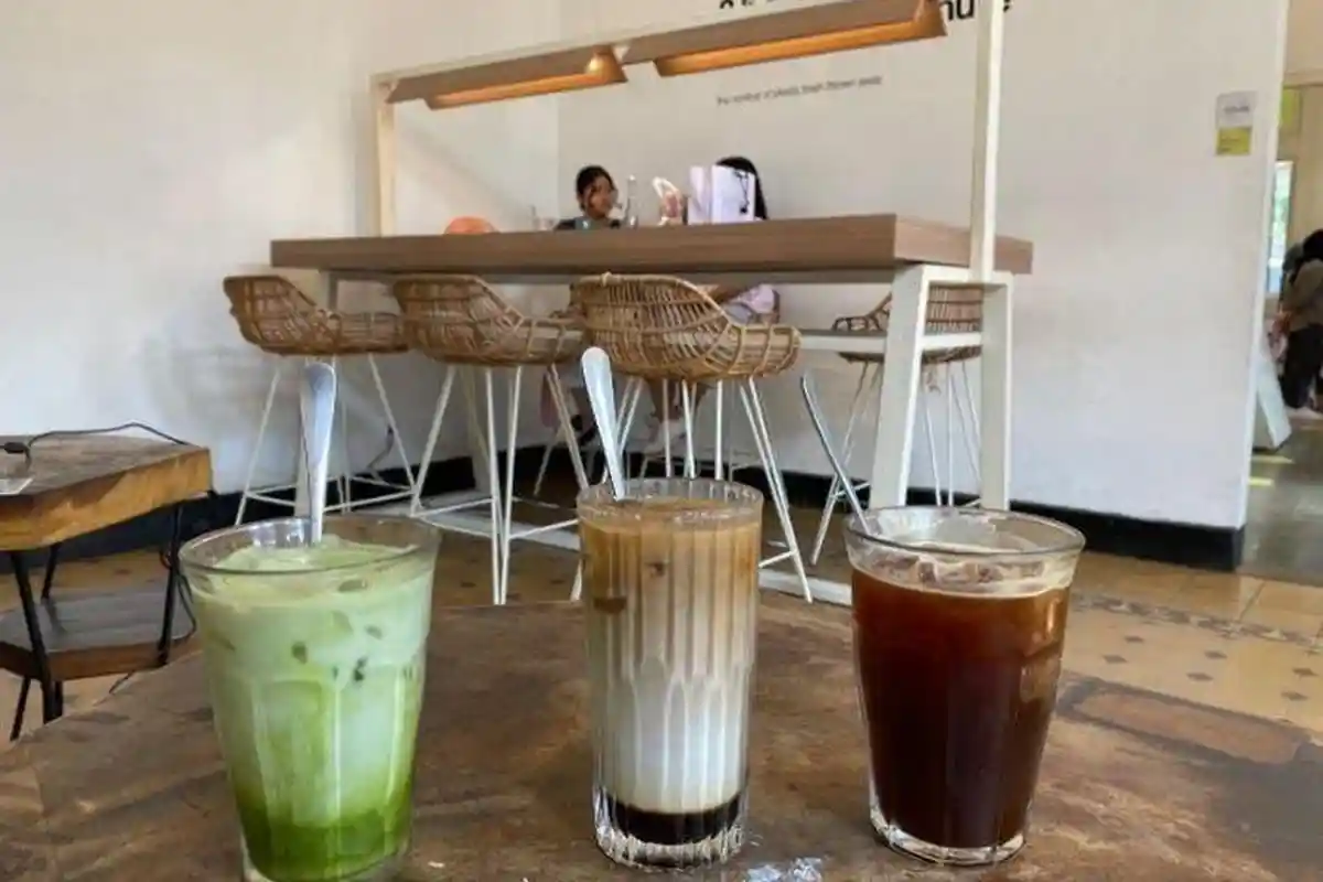 Rekomendasi Menu di Work Coffee, dari Sajian Ayam Hingga Minuman Favorit Milenial yang Patut Dicoba - Work-Coffee-aa.jpg