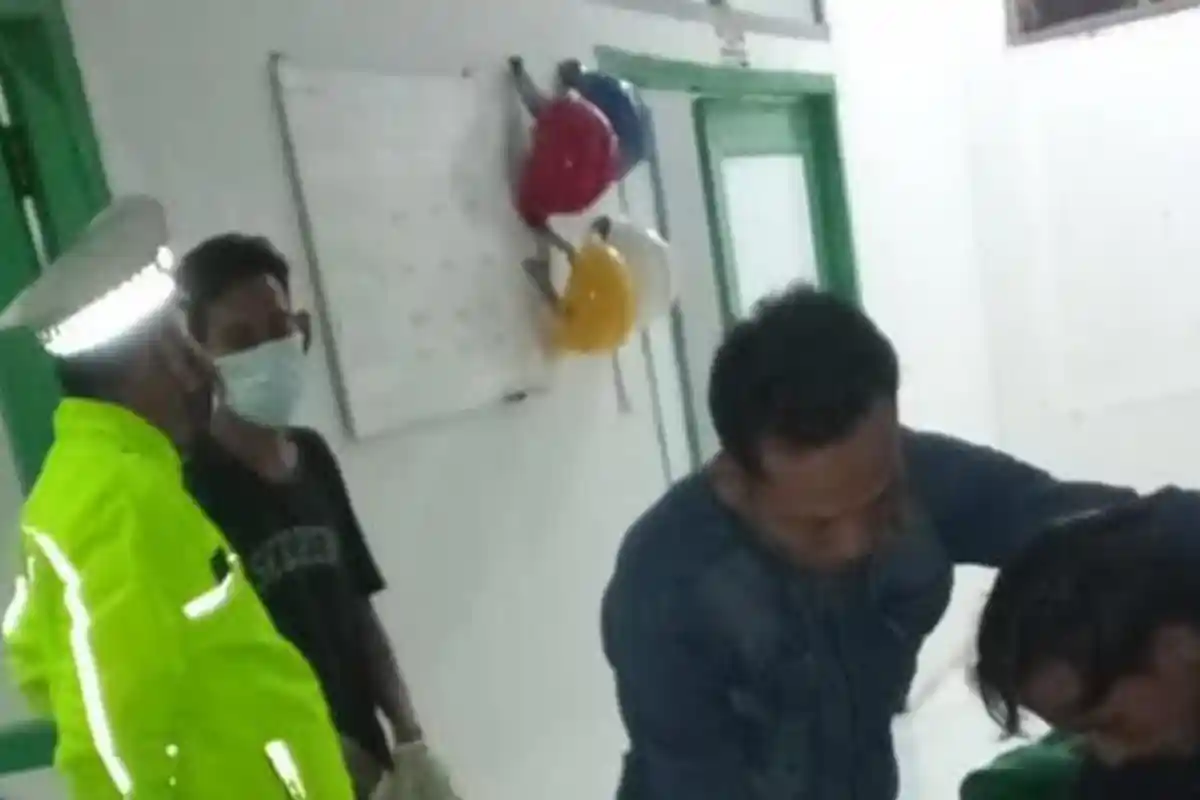 Dibonceng Temannya, 1 Pelajar Tewas Usai Tabrak Fuso Saat Hendak Masuk Pintu TOL di Muba