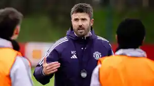 Pelatih-baru-manchester-United-Michael-Carrick-di-Liga-Inggris.jpg