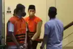 Bupati Bangkalan Abdul Latif Amin Imron Ditahan KPK