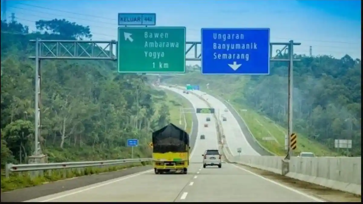 Info Tarif Tol Jakarta Semarang 2023 Terbaru untuk Golongan 1