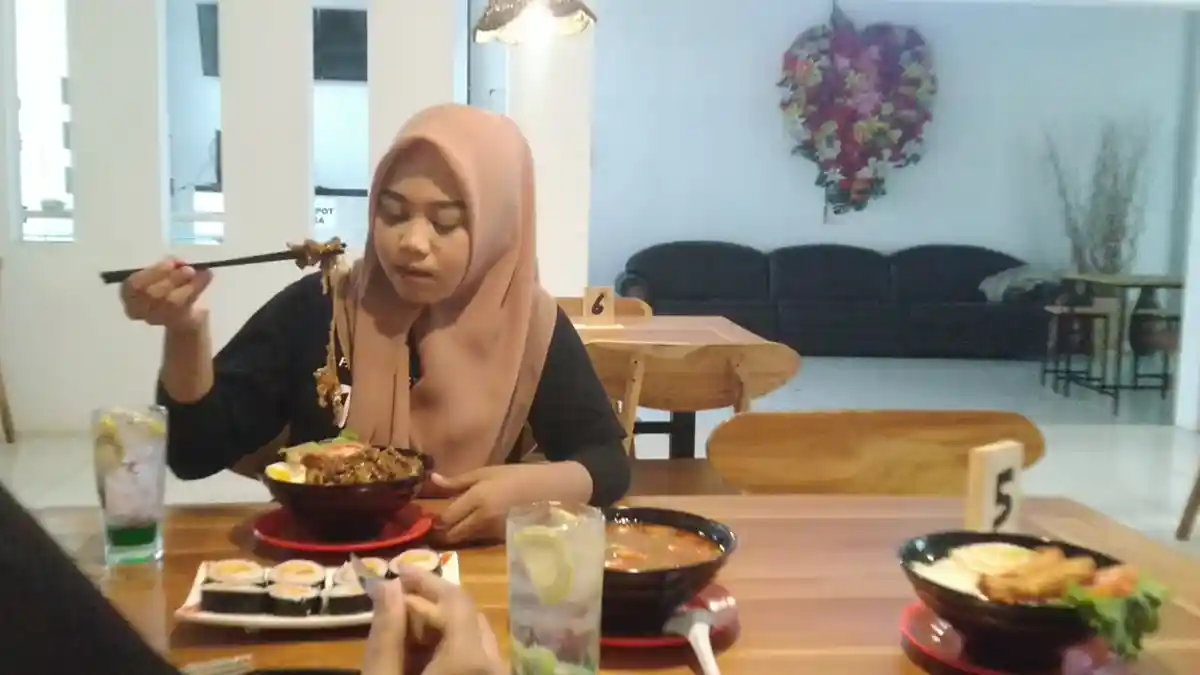 Harga Mulai Rp 18 Ribu, Milenial di Kudus Minati Japanese and Chinese Food, Ini Lokasinya