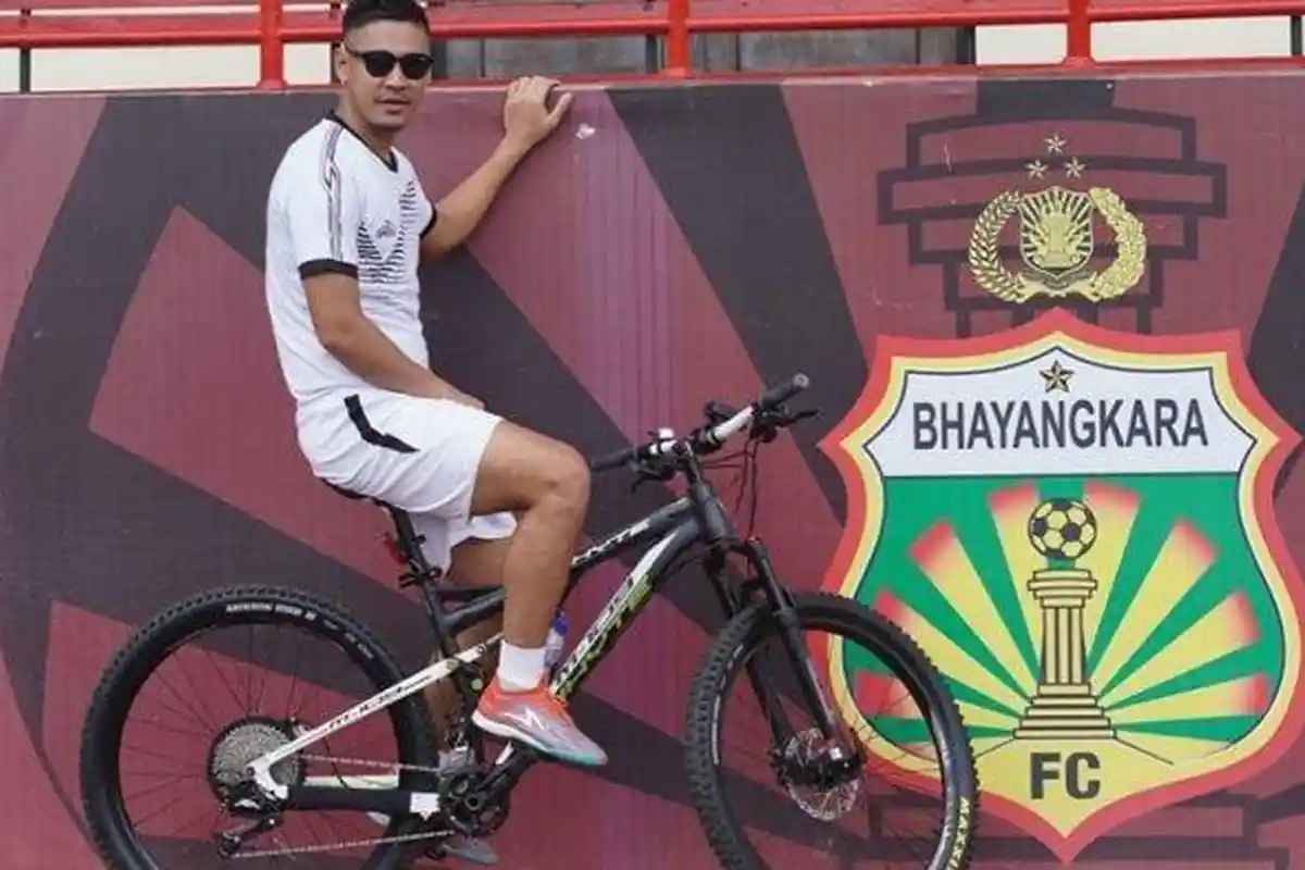Ini Pesan Kapten Bhayangkara FC Indra Kahfi kepada Serdy Ephyfani dan Hasa Lestaluhu