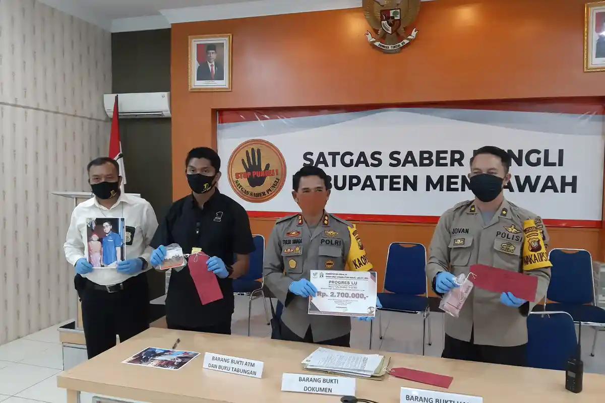 Kompol Jovan Beberkan Barang Bukti Terkait Kasus Dugaan Korupsi Dana Bansos Lansia di Mempawah