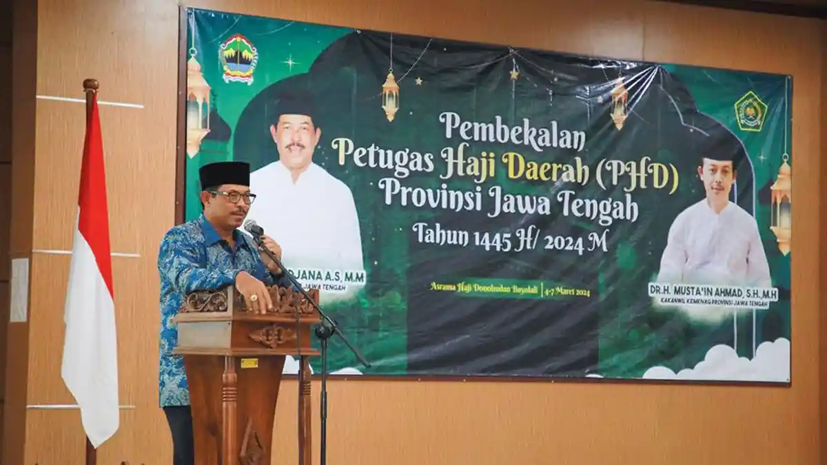 Pj Gubernur Jateng Nana Sudjana Minta Kesiapan Terbaik Petugas Haji