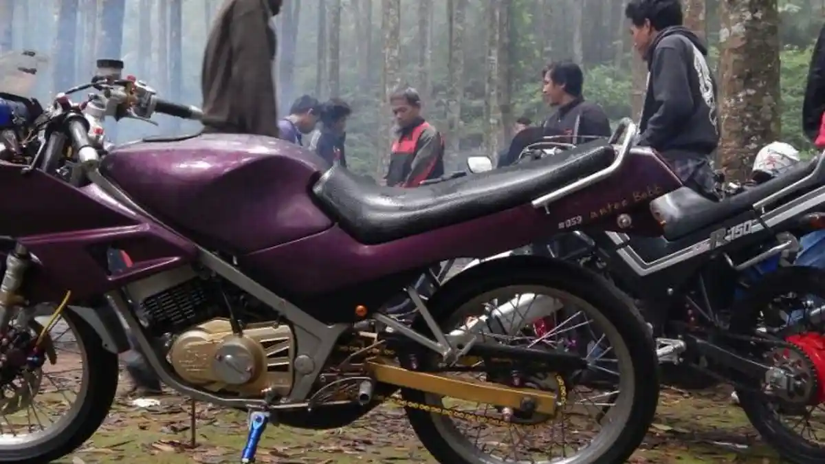 Sepeda Motor Sport 2 Tak 150 cc yang Jadi Incaran Kolektor - Tribun ...