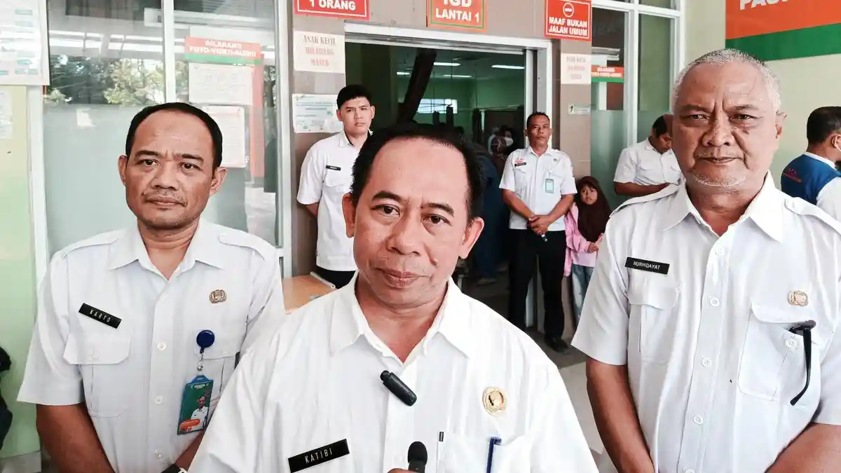 Puluhan Korban Keracunan MBG Dirawat di RSD Gunung Jati