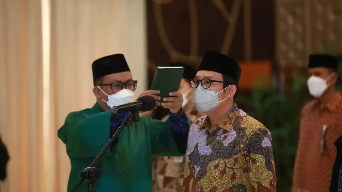 Ahmad Erani Yustika Dilantik Jadi Kasetwapres Definitif, Wapres Harap Kedepankan Kerja Kolaboratif