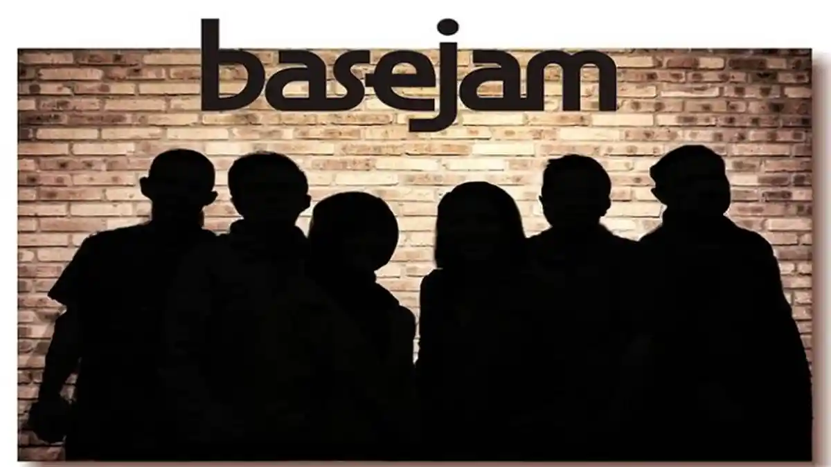 Lirik dan Chord Gitar Lagu 'Bukan Pujangga' Base Jam, Mungkin Aku Bukan Pujangga