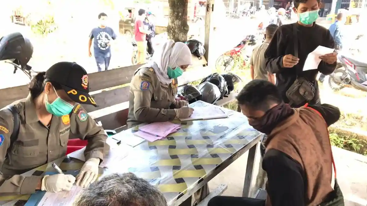 Puluhan Pelanggar Prokes Yang Terjaring Operasi Yustisi di Sekadau Dirapid Test, Berikut Hasilnya