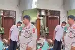 Dokter-di-Ciputat-Ditemukan-Tewas-Membusuk-Rumah-Penuh-Sampah-Beratap-Sprei.jpg