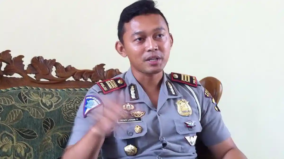 Larangan Truk Melintas di Beberapa Ruas Tol Bikin Macet Jalur Pantura Batang