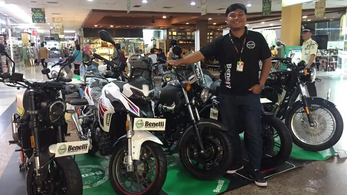 Benelli Batam Berikan Banyak Diskon Akhir Tahun Khusus Buat Yang Datang Ke Pameran Di DC Mall