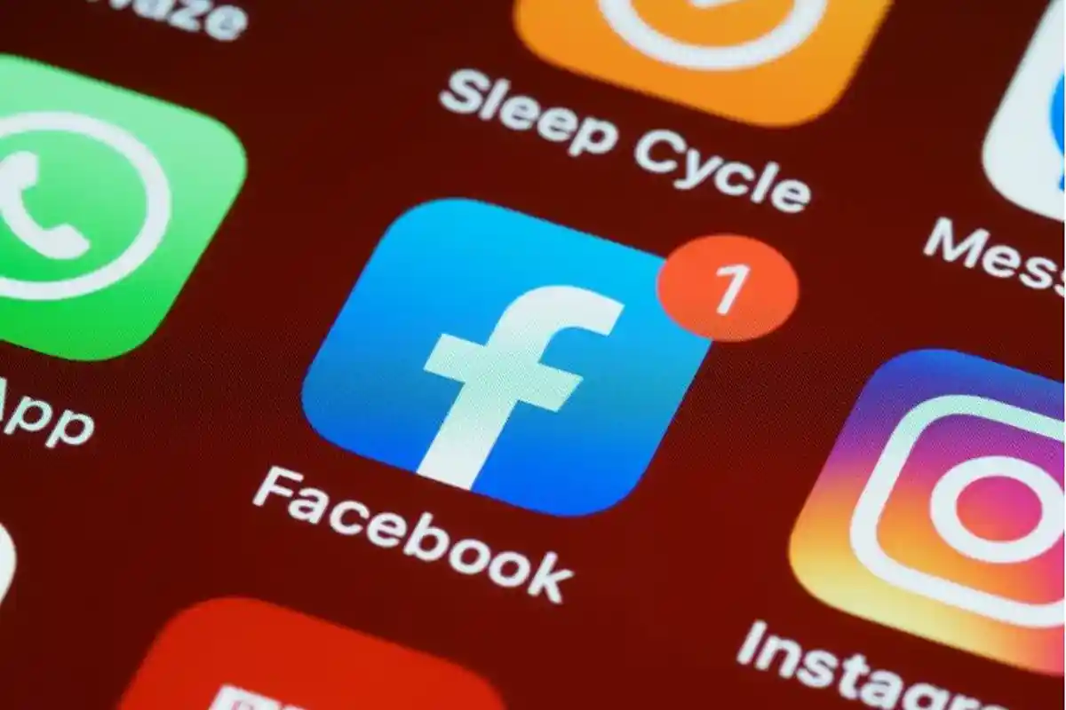 Tiktok dan Netflix Sudah Daftar PSE Kominfo, Google dan WhatsApp Belum