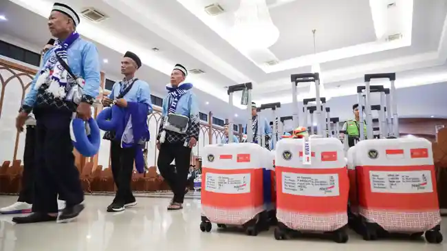 Kloter Pertama Berangkat ke Tanah Suci, Menhaj Minta Jemaah Haji Jaga Kesehatan dan Disiplin