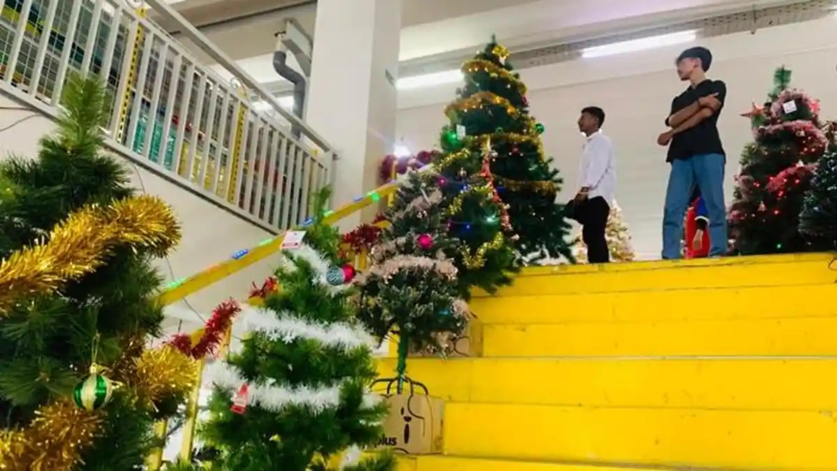 40 Ucapan Selamat Natal Terbaru 2025 Berbahasa Inggris Disertai Terjemahan