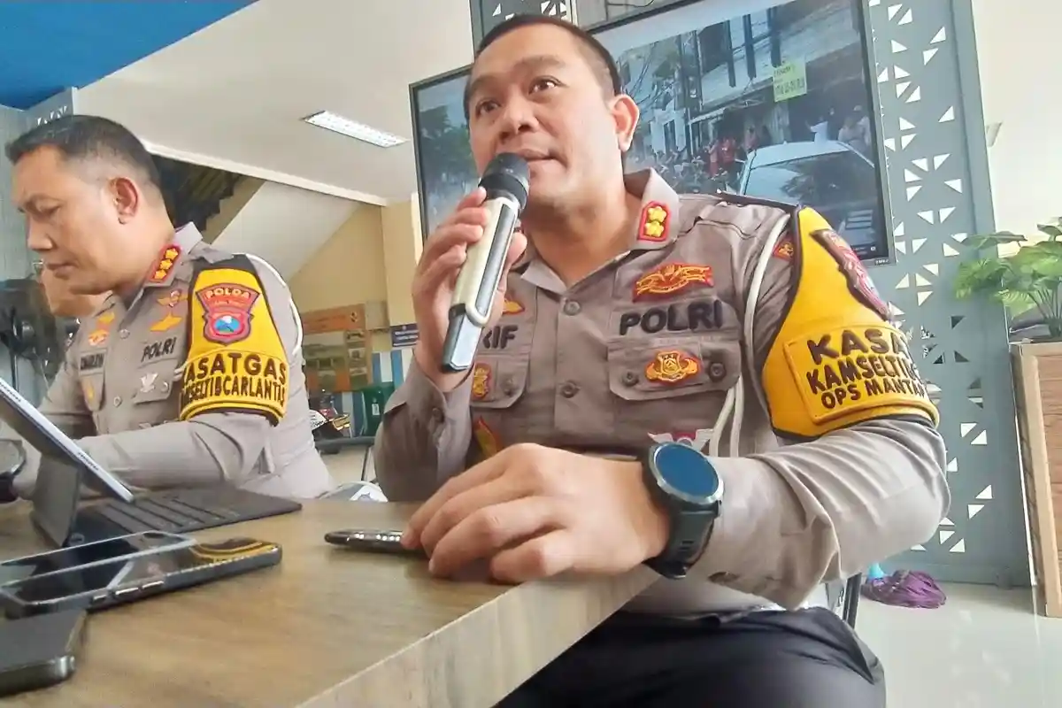 UPDATE Sopir Innova Maut di Surabaya yang Seruduk Warung Tewaskan Pasutri, Melaju Kecepatan Tinggi