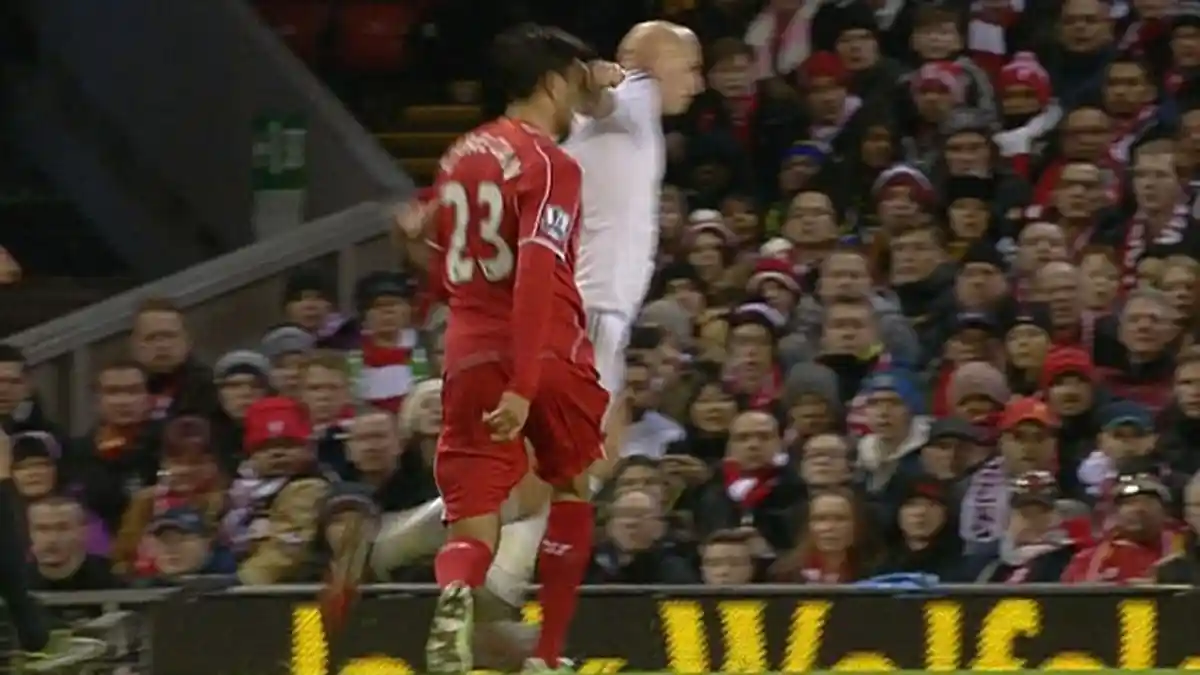 Tendangan Jonjo Shelvey Bikin Manchester United Balik Tertinggal 2-1