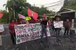 Suasana-demo-penolakan-kenaikan-harga-BBM-bersubsidi-di-Jalan-Djuanda-Raya.jpg