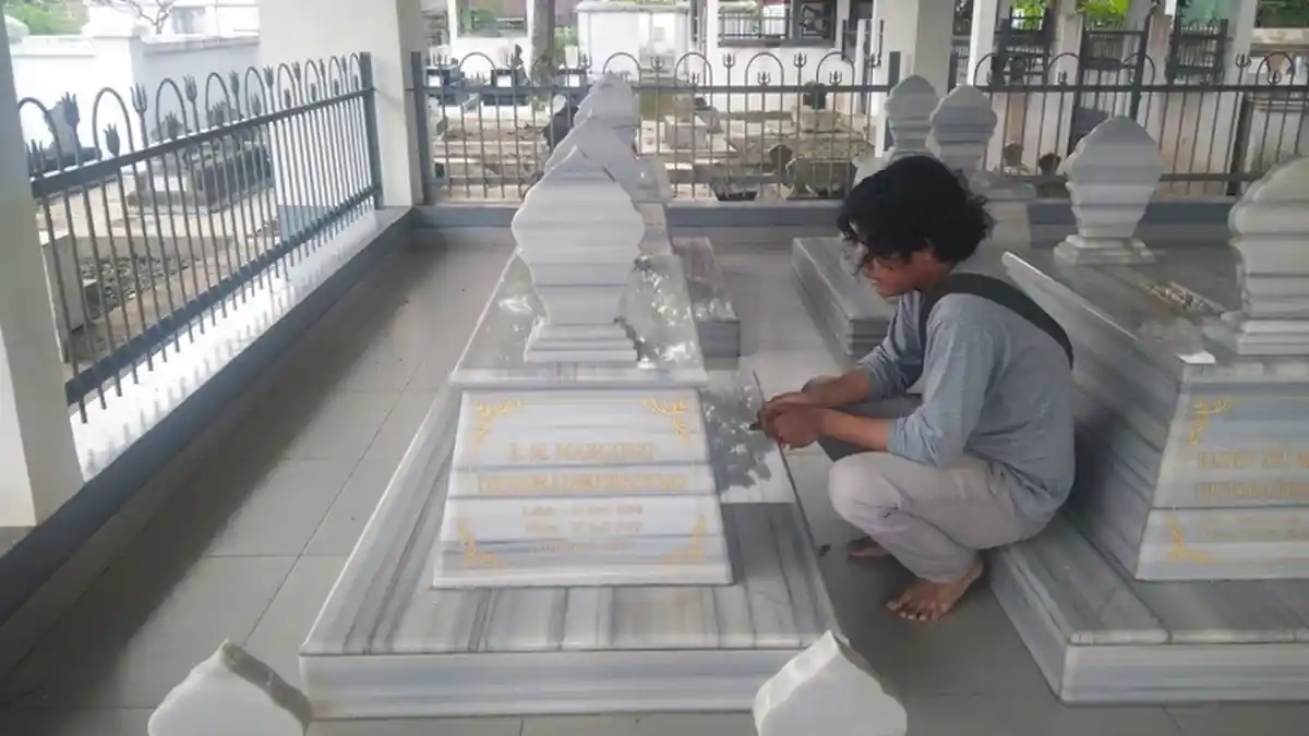 Kisah Makam Leluhur Prabowo Subianto di Banyumas, Warga Dawuhan Terkenang Sumitro Djojohadikusumo