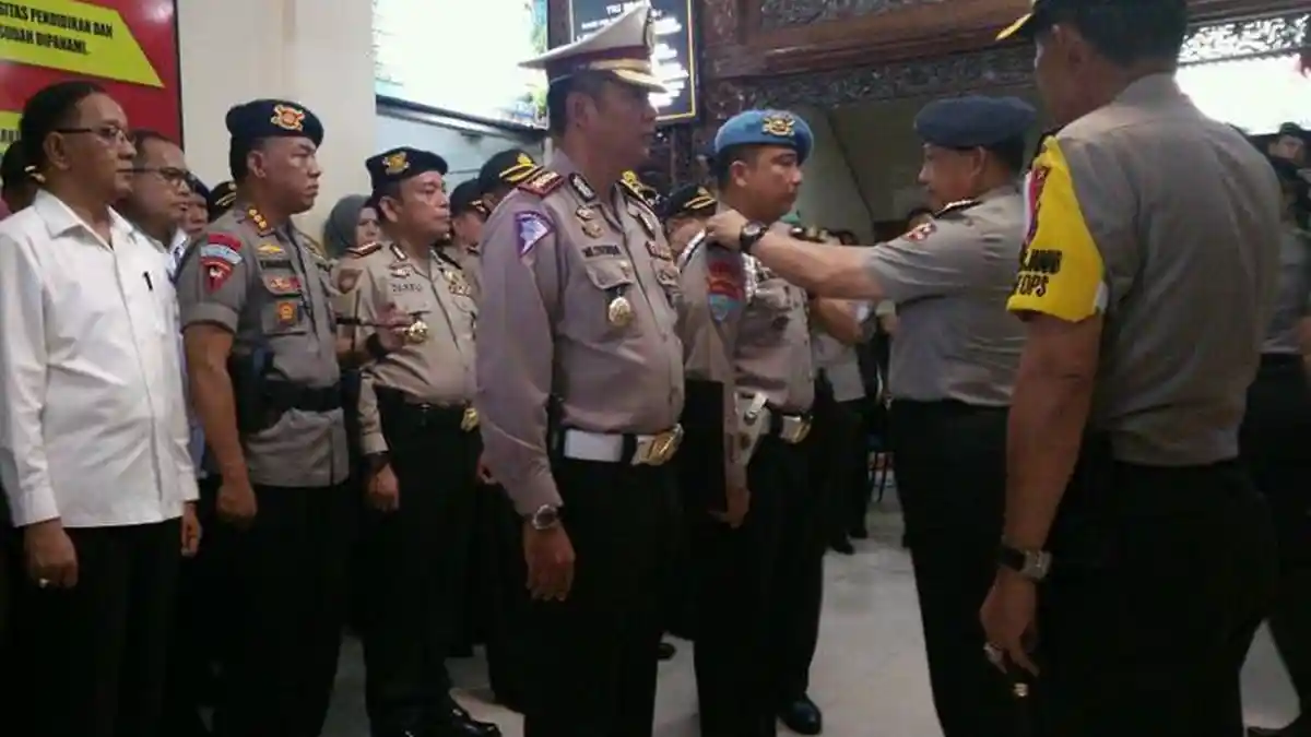 Polisi 'Super' yang Tembak Mati 4 Anggota Teroris di Mapolda Riau Dapat Kenaikan Pangkat