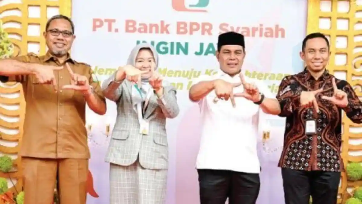 Bupati Aceh Besar Hadiri Grand Opening BPR Syariah Ingin Jaya