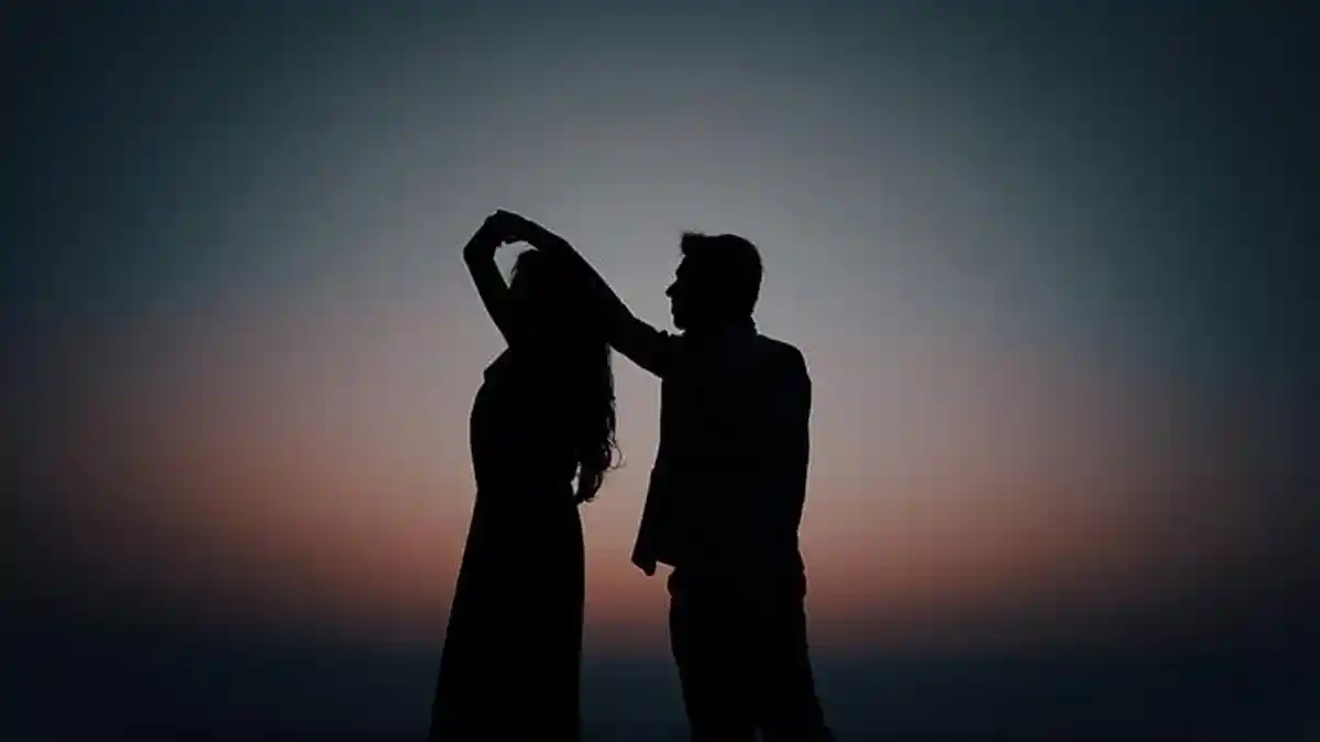12 Ramalan Zodiak Cinta Selasa 7 April 2026, Taurus Bertemu Sosok Impian