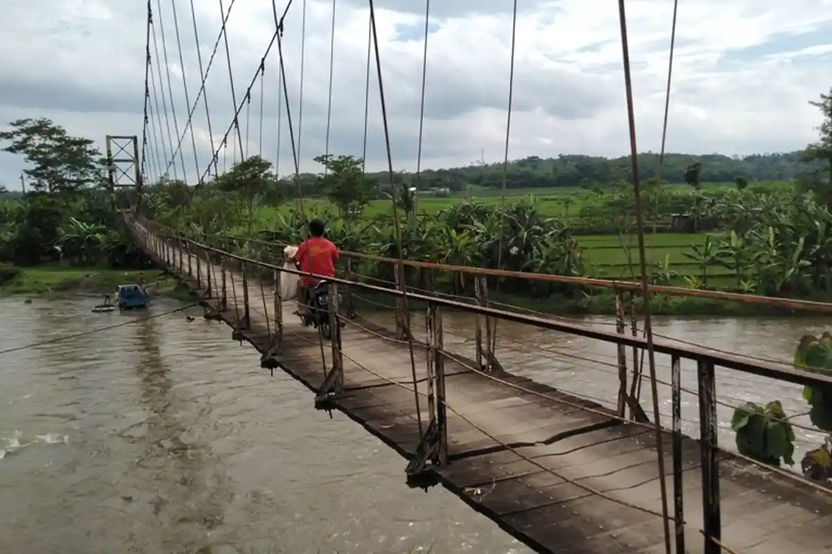 Kondisi Jembatan Sindang Bikin Ngeri Pengguna, Ini yang Dijanjikan Pemkab Purbalingga