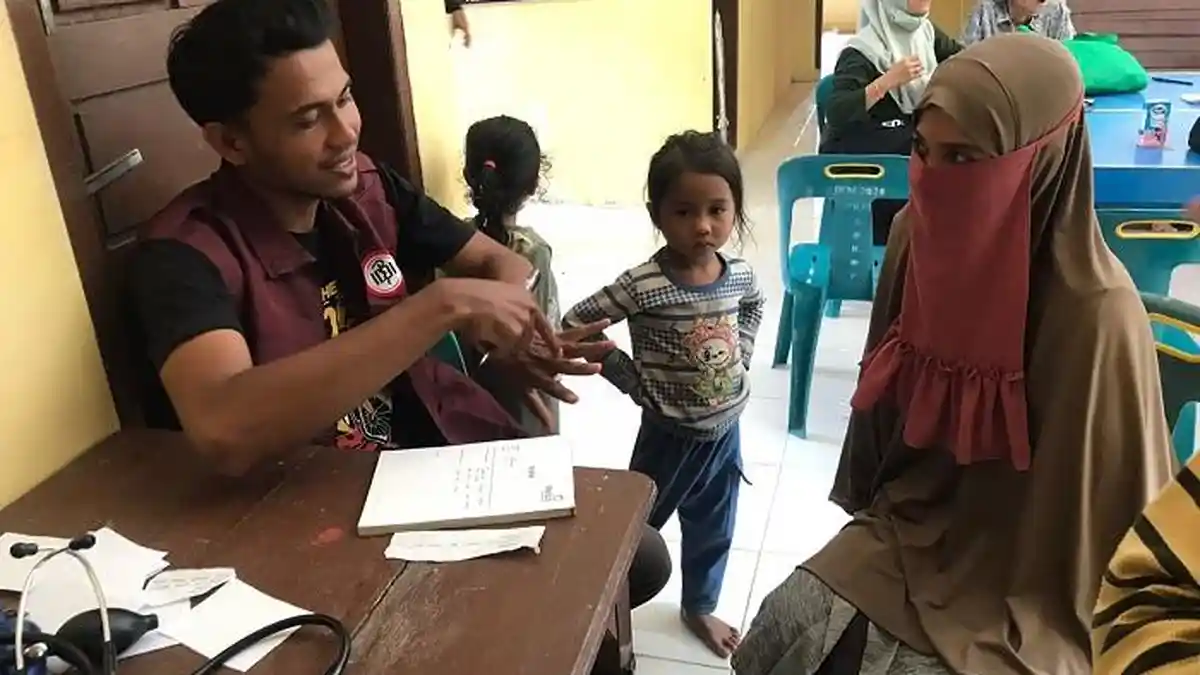 Medco E&P Malaka, IDI, dan RAPI Layani Kesehatan Warga Terdampak Banjir