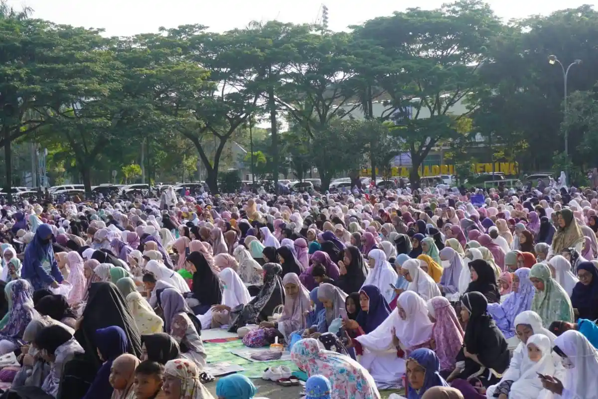 Teks Khutbah Idul Fitri 2024 yang Menggetarkan Hati dan Bisa Bikin Jamaah Menangis