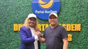 Eks-aktor-Pemeran-Preman-Pensiun-Mat-Drajat-masuk-partai-nasdem.jpg