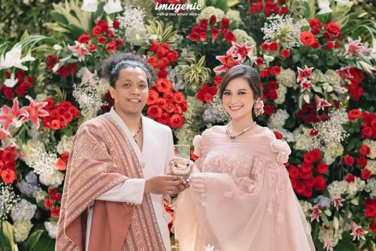 Tiga Tahun Pacaran dan Tak Direstui Orangtua saat Menikahi Indah Permatasari, Ini Kata Arie Kriting