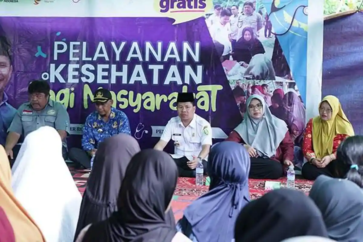 Prioritaskan Kesehatan Masyarakat, Pemkab Sambas Genjot Prosesar dan Pengobatan Gratis ke Desa-desa