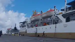 ambon/kapal-kapal-di-yos-sudarso-amq.jpg