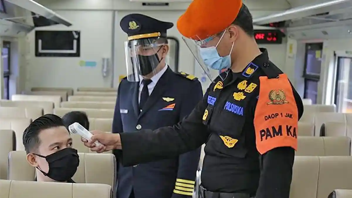 PT KAI Daop 1 Pastikan Tidak Ada Calo Surat Kesehatan di Dalam Lingkungan Stasiun