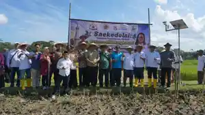 Pangkas-Ketergantungan-Impor-UGM-dan-2500-Petani-DIY-Gagas-Pertanian-Kedelai-Berbasis-Digital.jpg