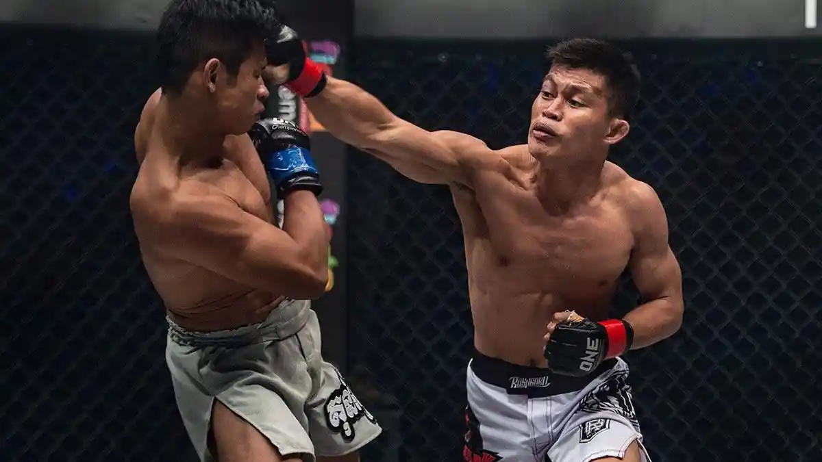 Adrian Mattheis Tunjukan Dukungan untuk Eko Roni Saputra Jelang Laga