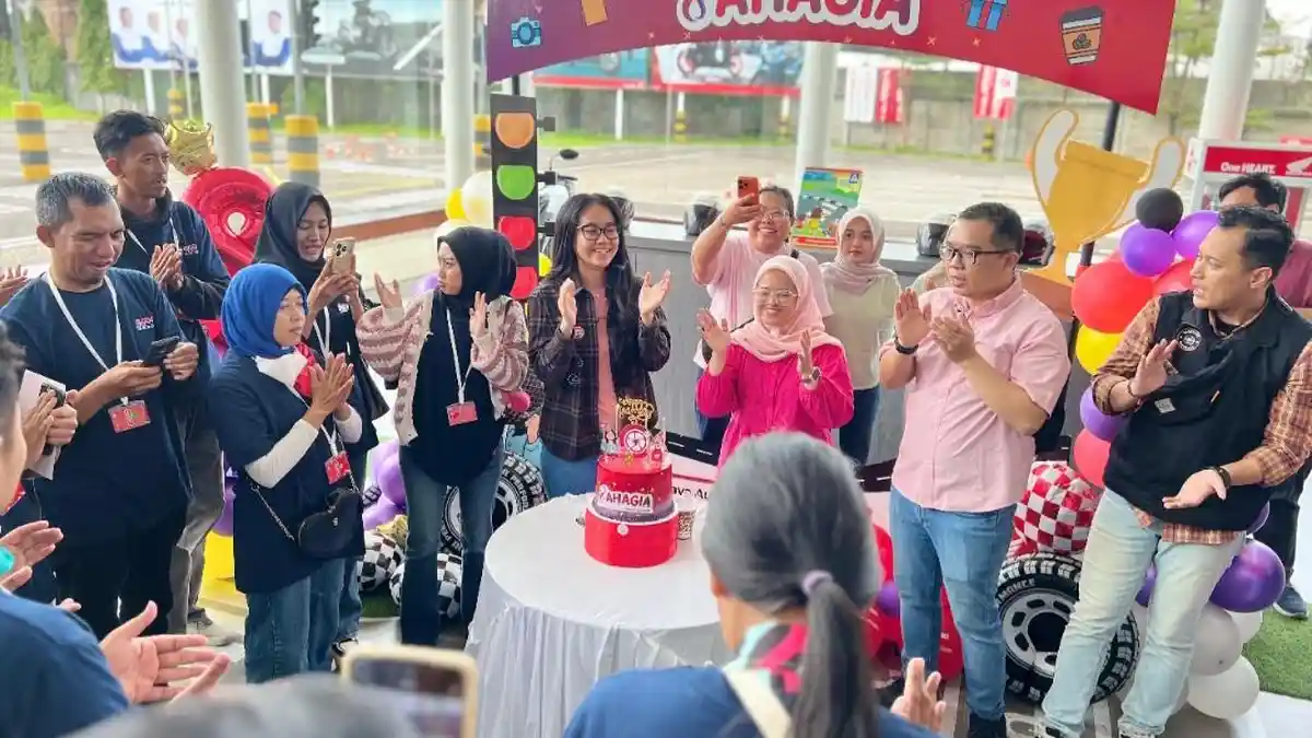 Daya Auto Rayakan 8 Tahun, Program 8AHAGIA Hadirkan Promo dan Event Spesial