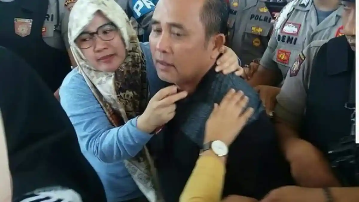 BREAKING NEWS:  Kepala Perwakilan Jambi Diciduk KPK di Plasa Senayan