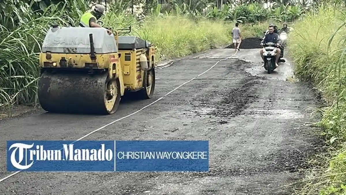Jalan Rusak di Desa Matungkas Dimembe Minut Mulai Diperbaiki, Bupati Joune Ganda Berterimakasih