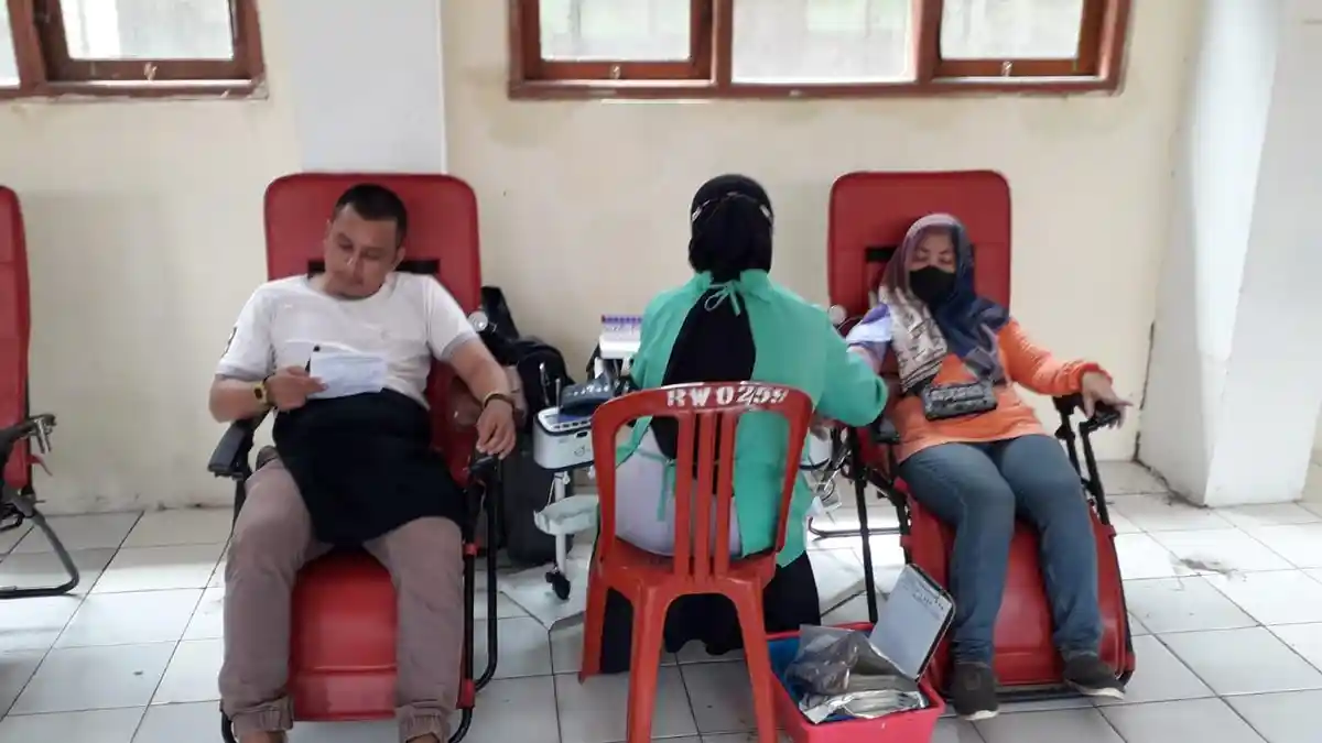 Mengintip Pos PAM Polsek Bogor Selatan Tahun Baru 2023, Pengendara Bisa Mampir Sambil Donor Darah
