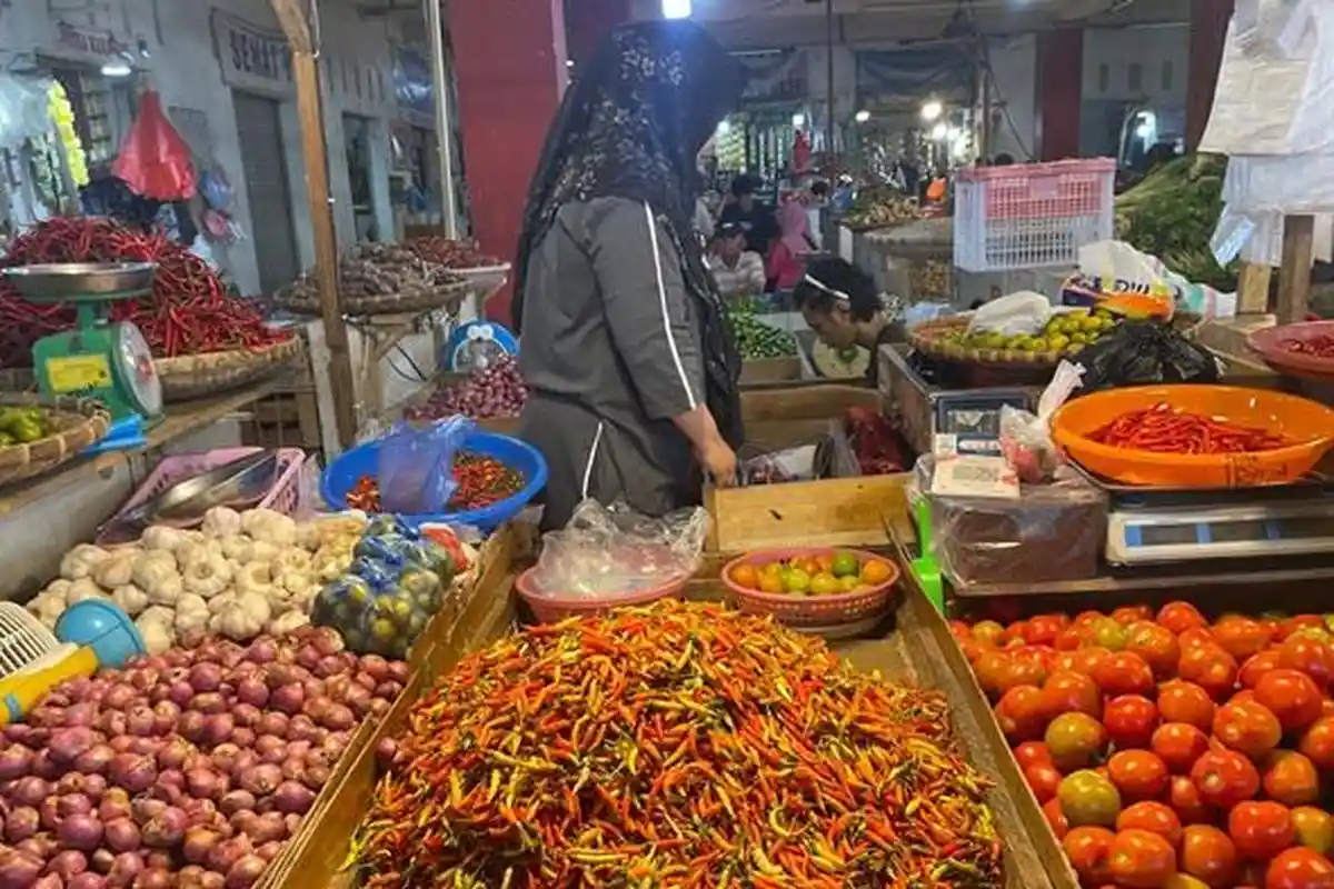 Daftar Harga Bahan Pokok di Pasar Bersehati Manado Sulut Senin 29 September 2025, Rica Turun Segini