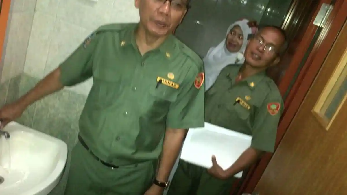 Pengunjung dan Keluarga Pasien RSUD Lahat tak Gunakan Air Kran