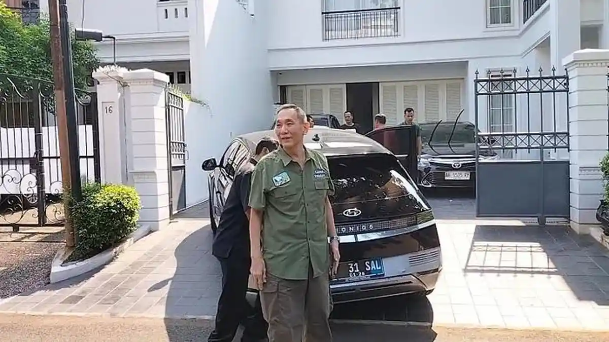 Setelah Diusung Golkar Dampingi Kaesang di Pilkada, Jusuf Hamka Datangi Rumah Mahfud MD, Ada Apa ya?